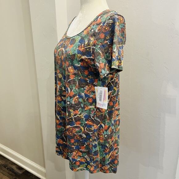 LuLaRoe Women’s  Classic T Shirt Muted Orange & Green  Pattern Medium (A0128) - Picture 2 of 6